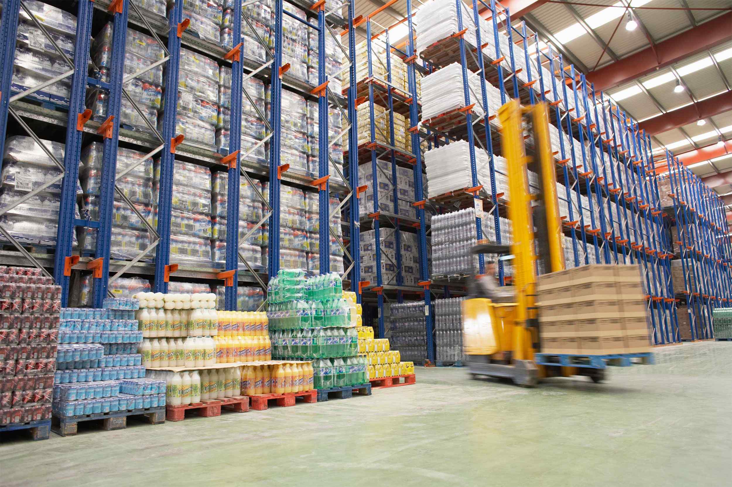 https://mongoltrans.mn/wp-content/uploads/2015/09/Warehouse-and-lifter.jpg