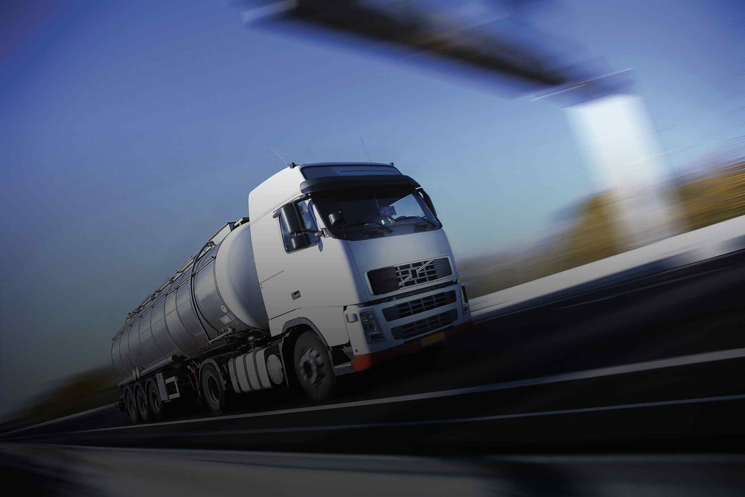 https://mongoltrans.mn/wp-content/uploads/2015/09/White-Truck-single.jpg
